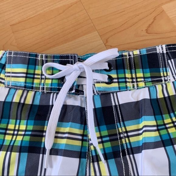 New Old Navy Plaid Swim Shorts Size XL - Picture 4 of 8